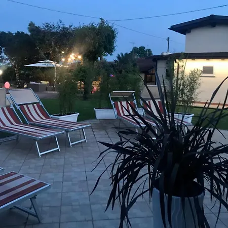 I Lecci Alojamento de Acomodação e Pequeno-almoço 4*